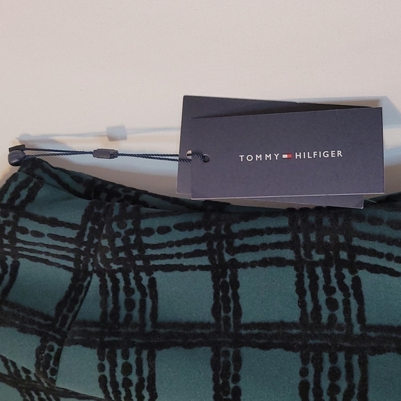 Tommy Hilfiger Women's Holiday Velvet Gingham Spruce and Black Color Dress - Picture 12 of 17